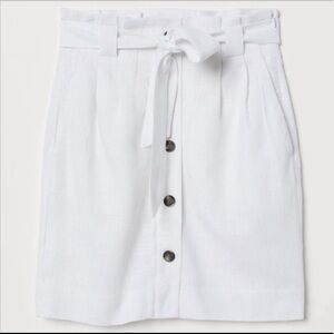 H&M white linen blend mini skirt with tie and buttons